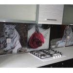 glaszur-kitchen-tiger